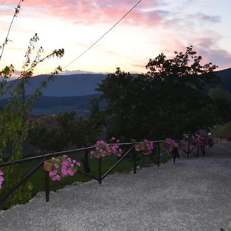Tenuta Lonciano Bed & Breakfast *