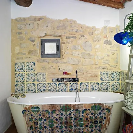 Tenuta Lonciano Bed & Breakfast *